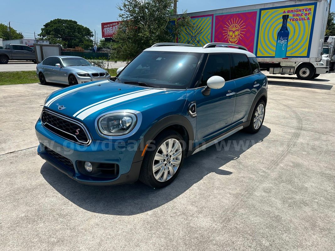 2017 MINI COUNTRYMAN FWD 4C 4D SUV COOPER S