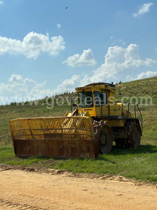 2019 BOMAG Landfill Compactor