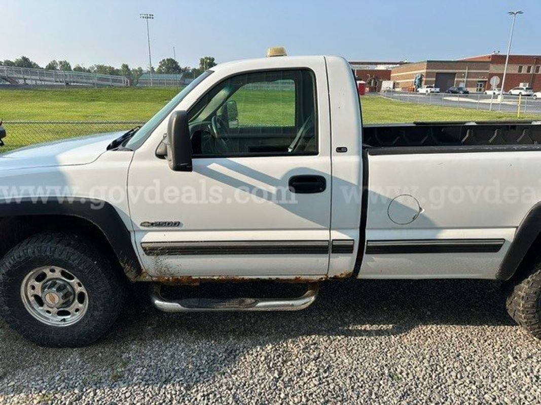 2000 Chevrolet Silverado 2500 Regular Cab 4WD
