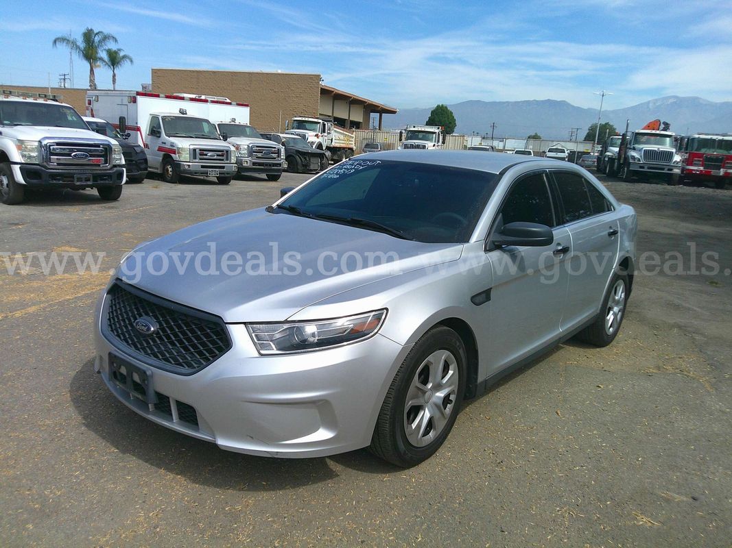 2019 Ford Taurus