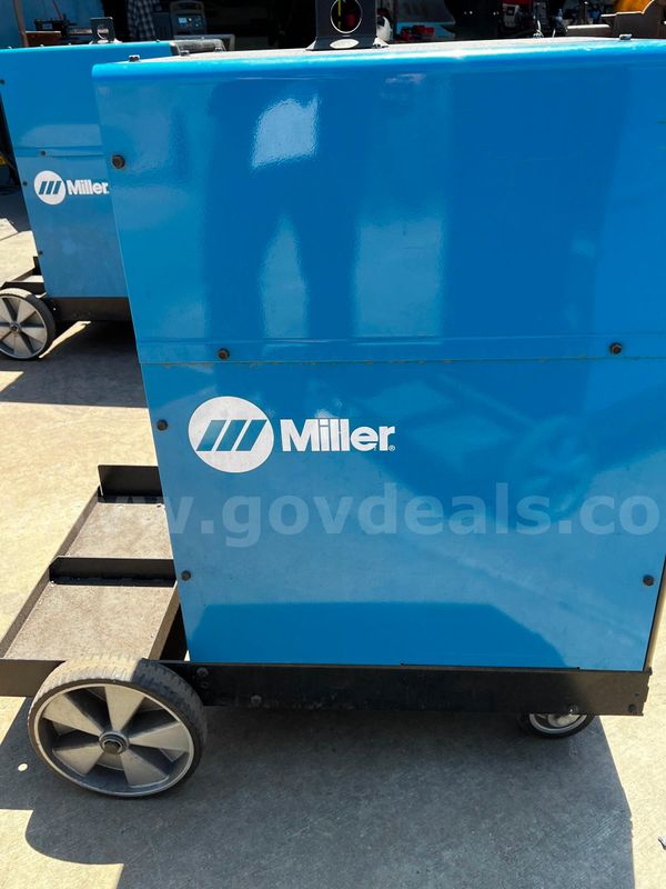 Miller TIG WELDER Model: Syncrowave 250 DX