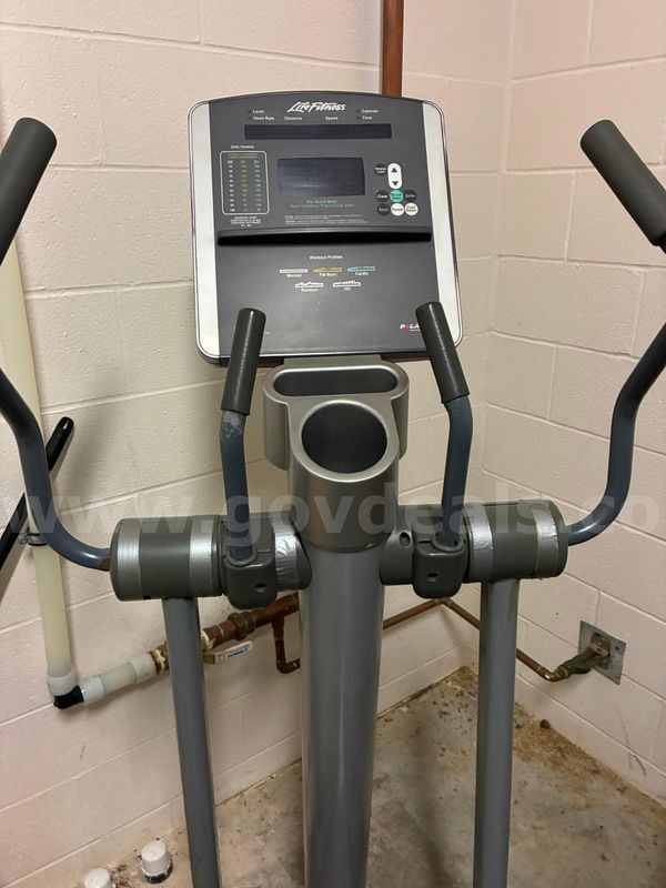 Life Fitness Commercial 95XI Asset Tag 6897