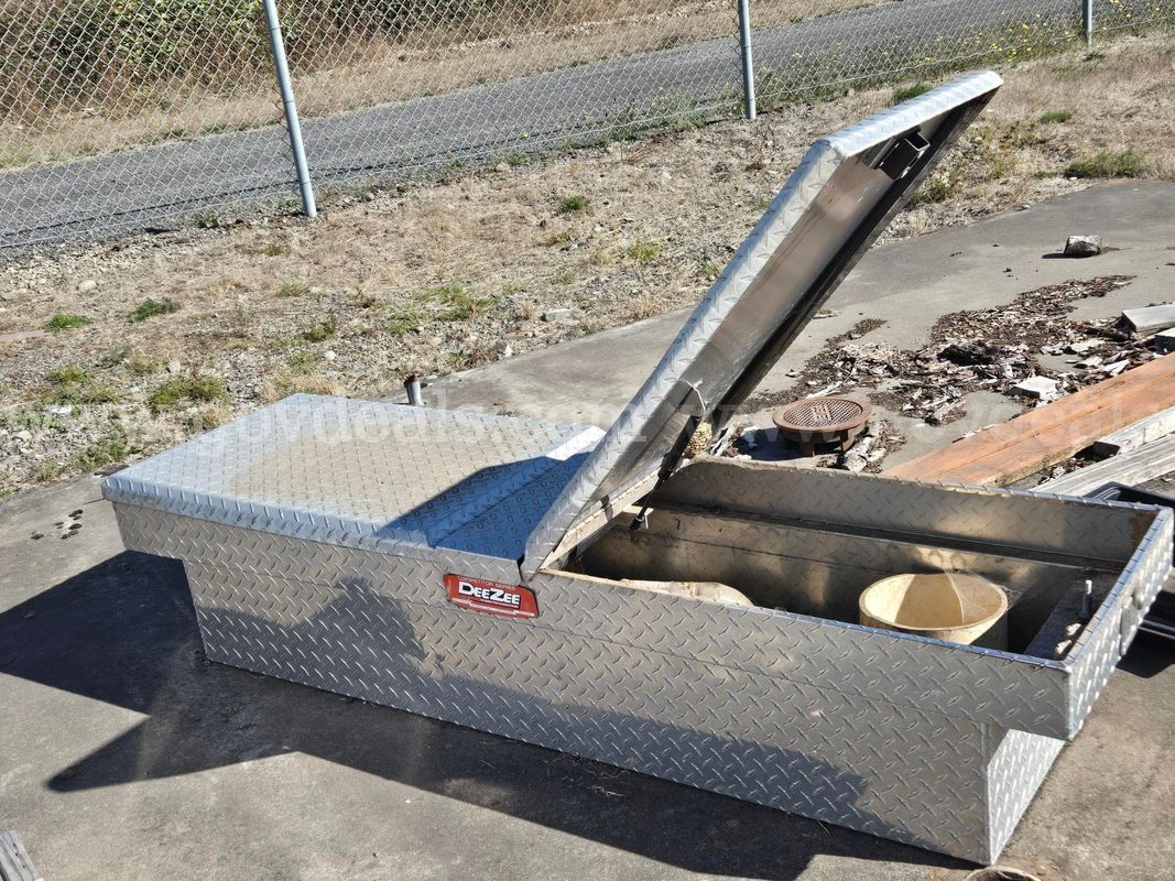 DeeZee Truck Tool Box