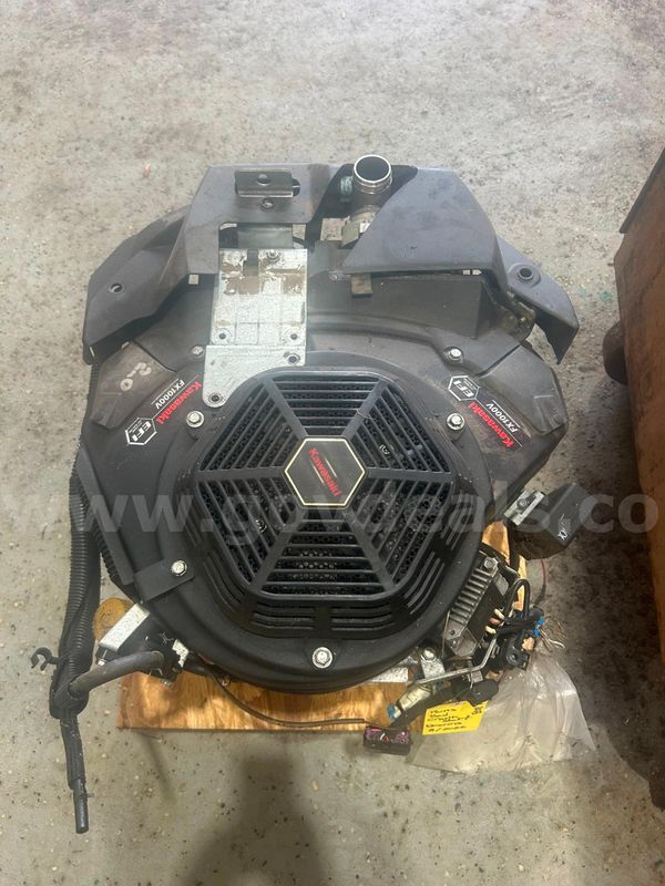 KAWASAKI FX1000 EFI VERTICAL SHAFT TWIN CYLINDER ENGINE