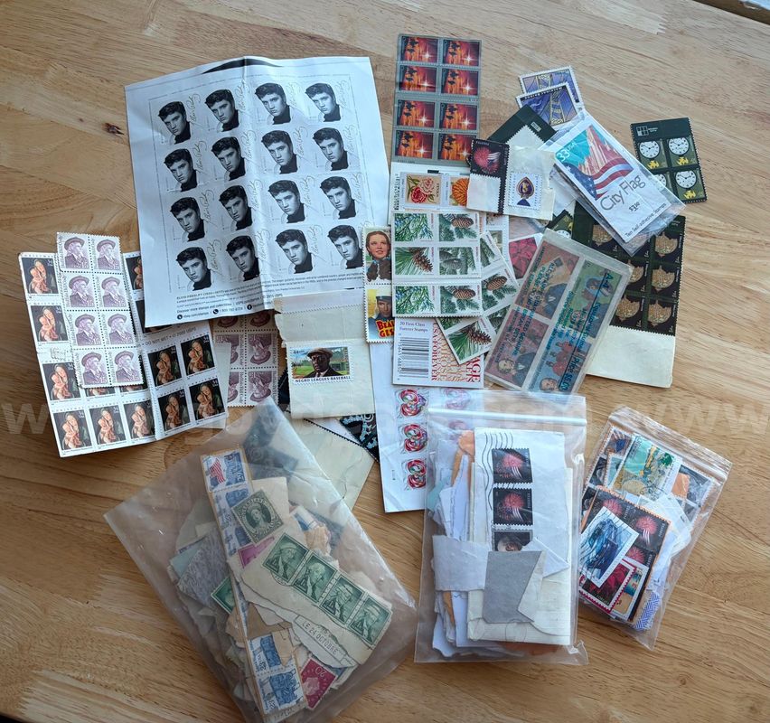 TiDDRs: Various stamps both used and unused.