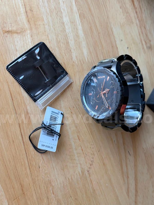 TiDDRs: LOT of 5 (Five) Nixon 51-30 Chrono Men's Watches - All Black and Rose Gold-Brand New in Boxes with extra links