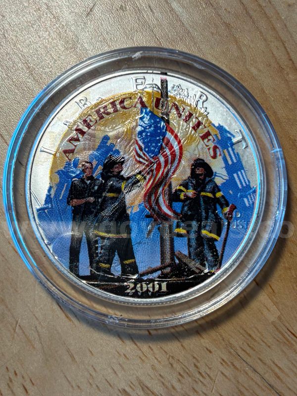 TiDDRs: 1 oz .999 Fine Silver 2001 "American Heroes" 9/11 Commemorative Colorized Silver Eagle Dollar