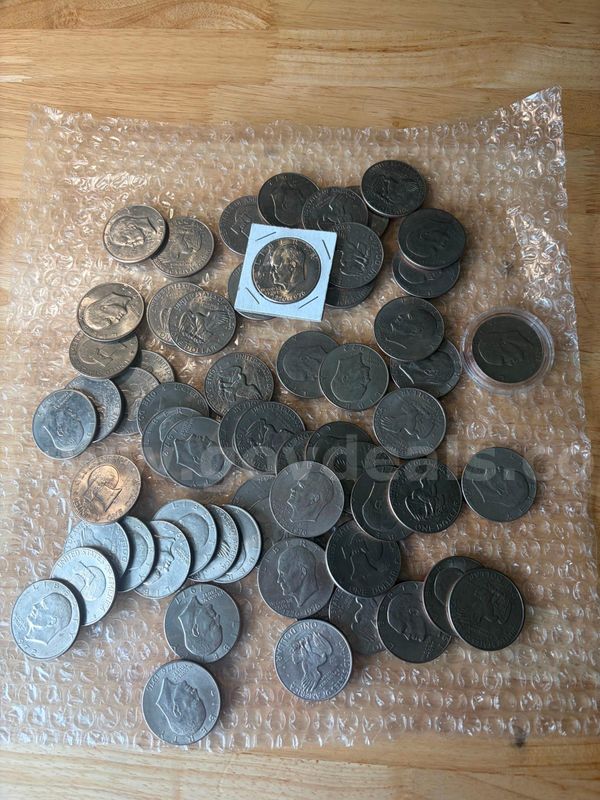TiDDRs: LOT of US Dollar Coins (after 1964) -- 61 coins.