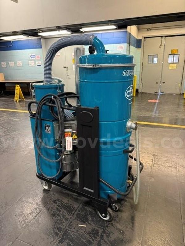 Lot of 4 NEW Nilfisk 3508WPS Industrial Vacuums