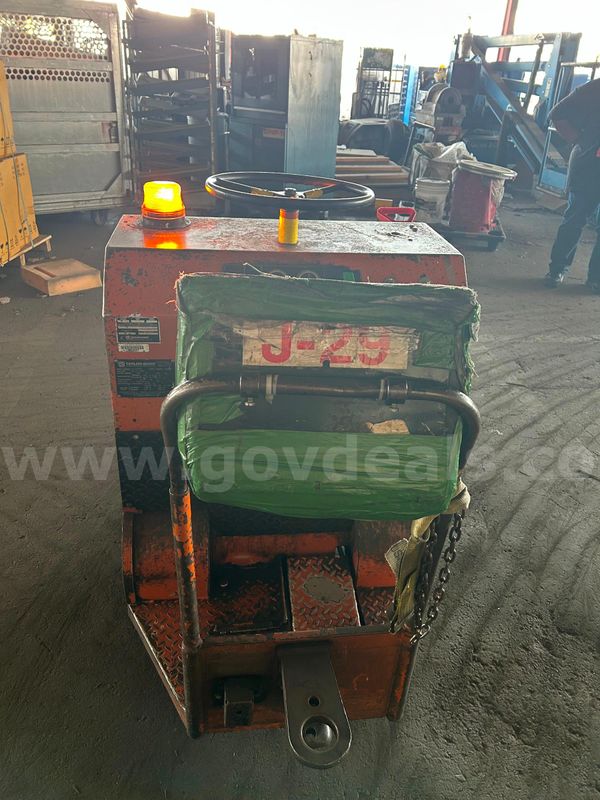 1Taylor Dunn Tractor Tow Motor J29