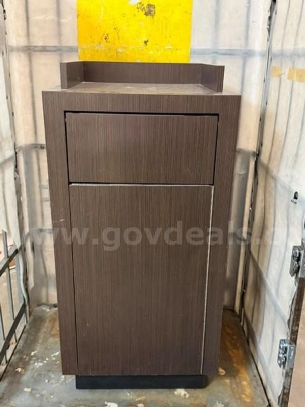 Trash Can Cover Brown Lot of 2