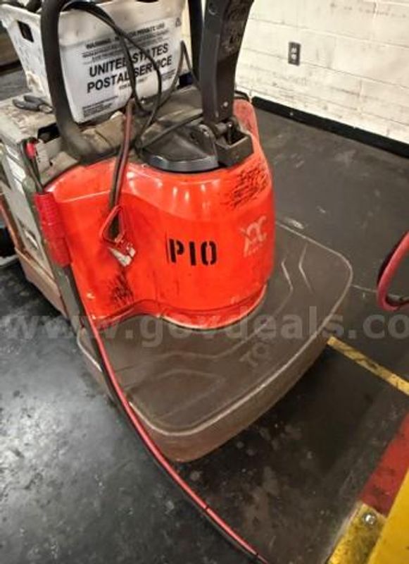 Pallet JacK Toyota PJ 10 8HBE30-38760 battery included