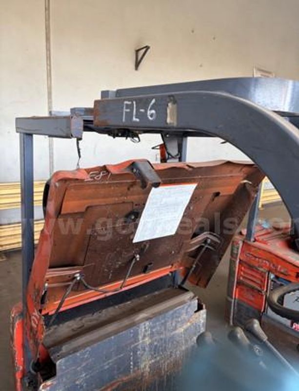 Forklift Toyota FL6 7FBEU18-23103 battery is not included
