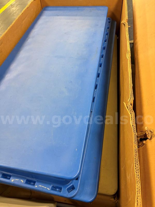 Tables Folding office qty 14 for meeting/event use
