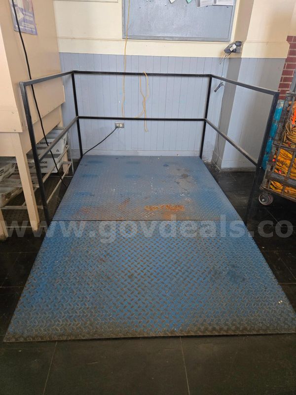 Floor Scale