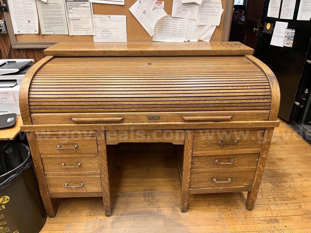 OFFICE DESK