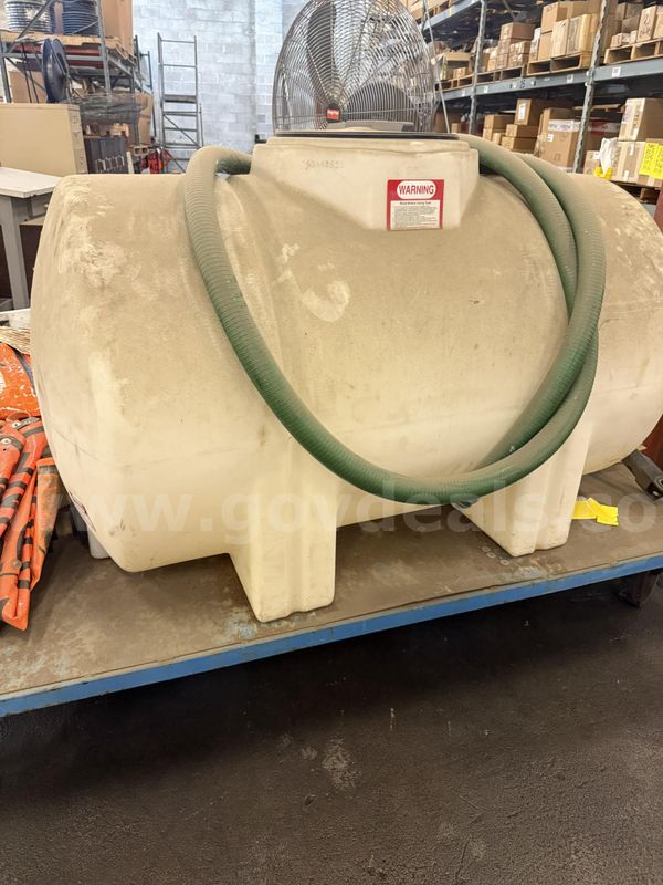 325 Gallon Water Tank