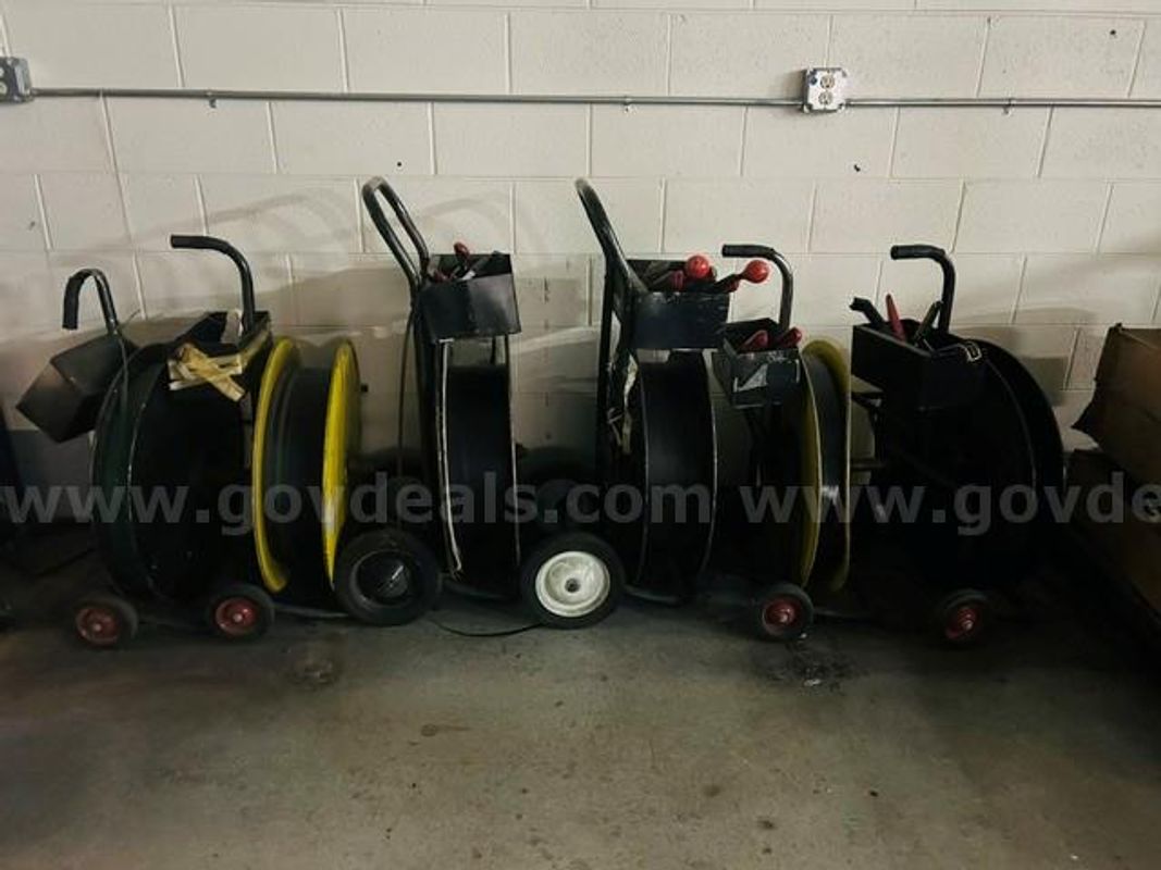 Manual Strappers with Banding