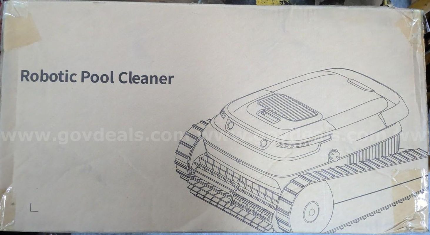 ROBOTIC POOL CLEANER - NEW IN BOX