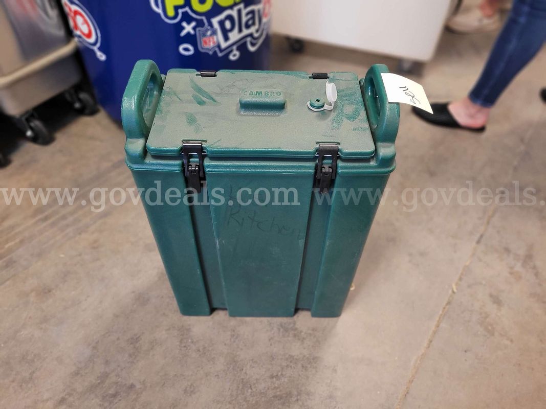 Cambro Insulated Food Transport Carrier