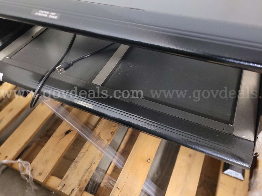 Hatco Heated Zone Merchandiser Food Warming Display Shelf
