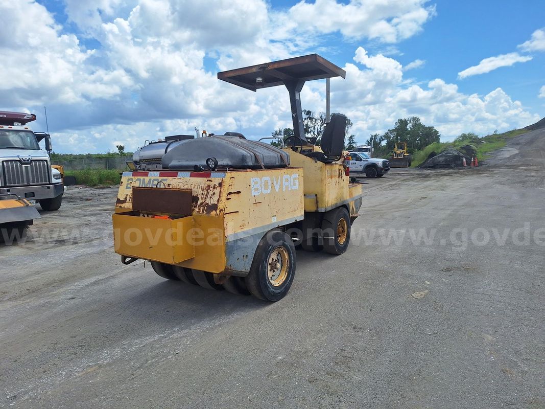 2002 Bomag BW11RH 9 Wheel Self Propelled Pneumatic Compactor