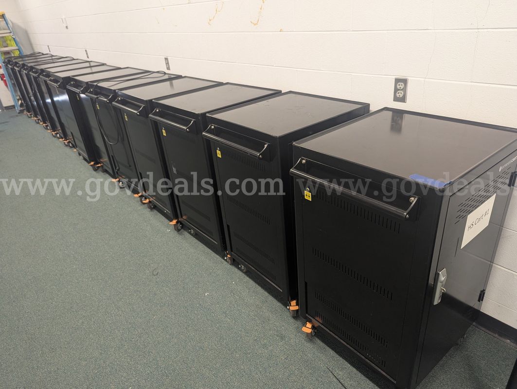 Lot of 13 Anywhere Cart AC-LITE-30973 Charging Carts