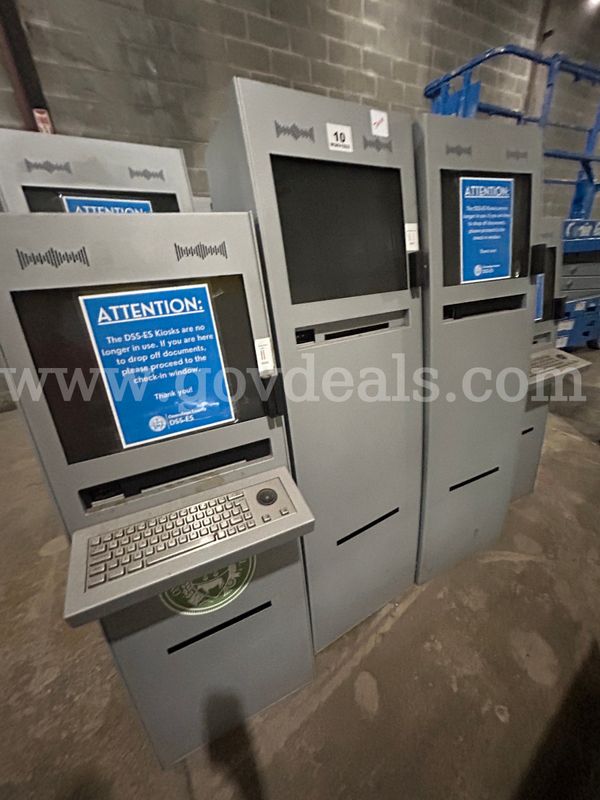 LOT of 10 Kiosks