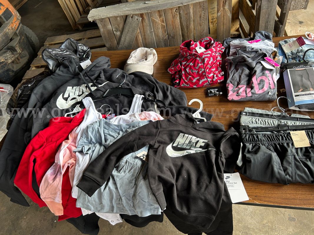 LOT of Clothes NEW!!!