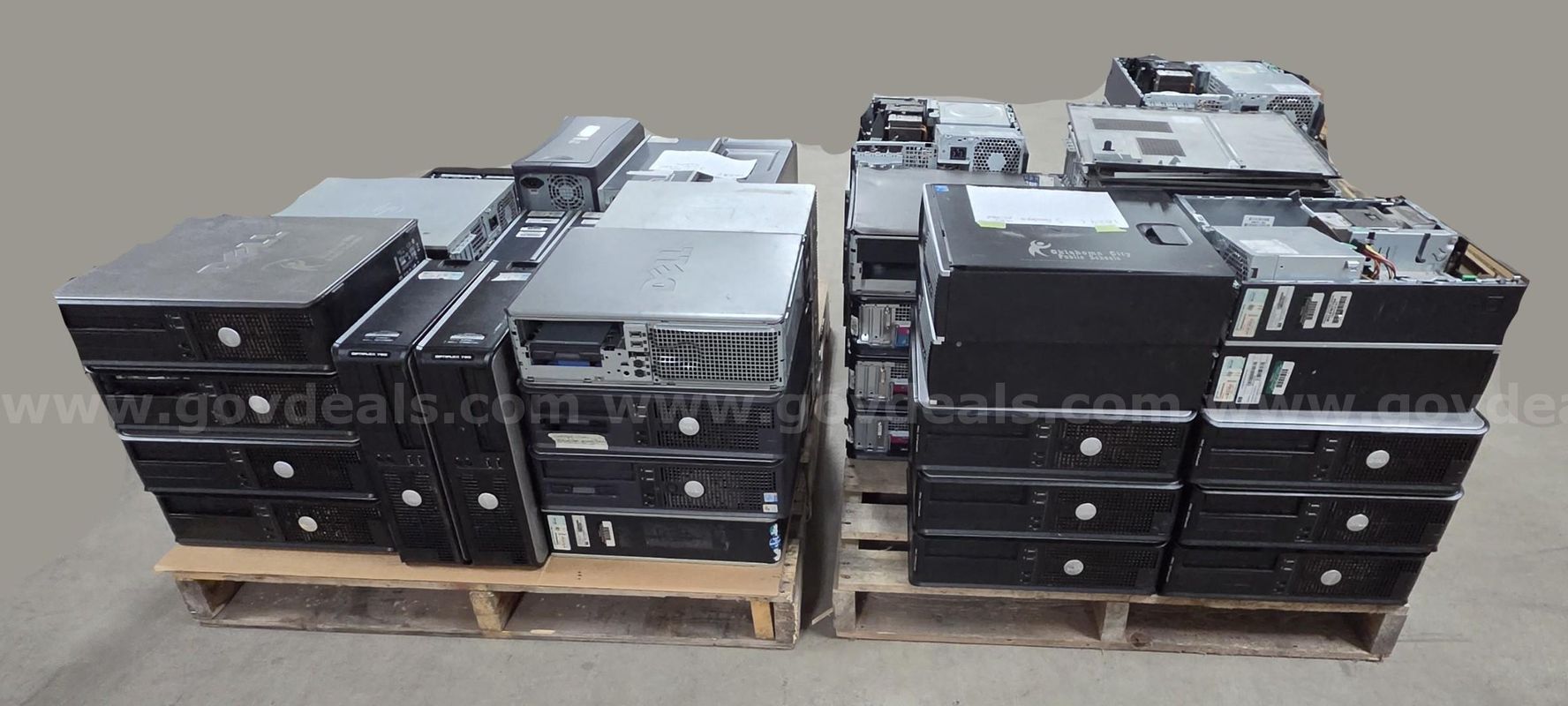 Desktop PCs - Dell & HP mixed models, older. 2 pallets of desktops UNTESTED w/HARD DRIVES REMOVED!