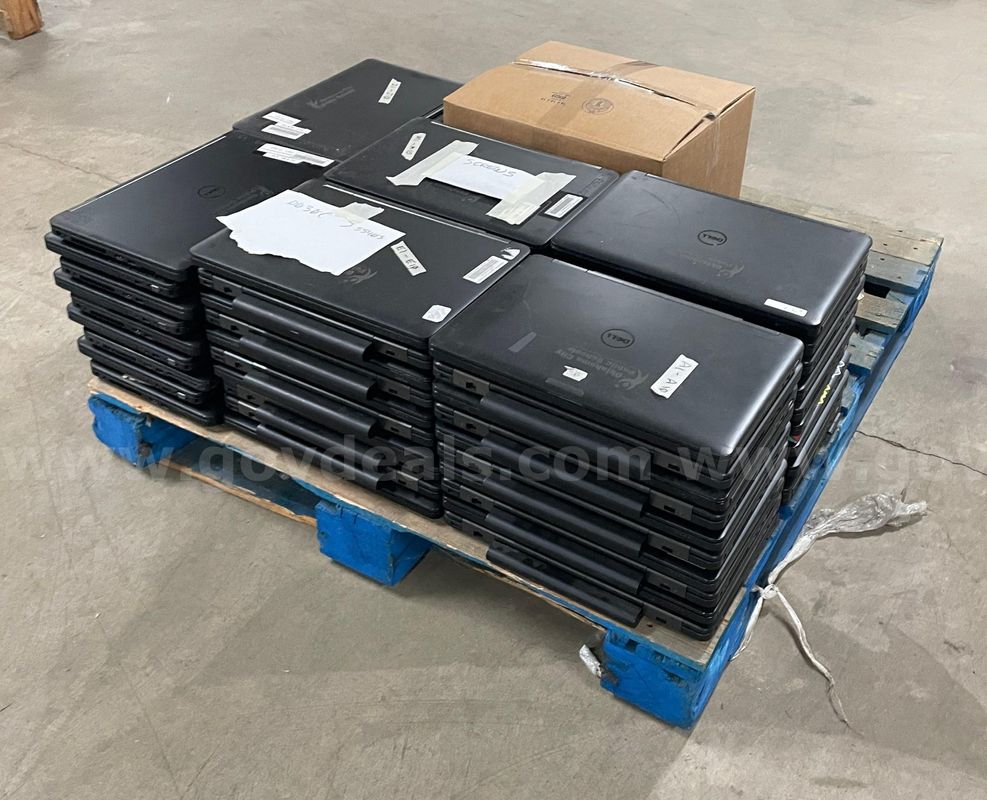 Dell Latitude 5540 laptops on 1 pallet, hard drives removed. Used. Power-bricks included.