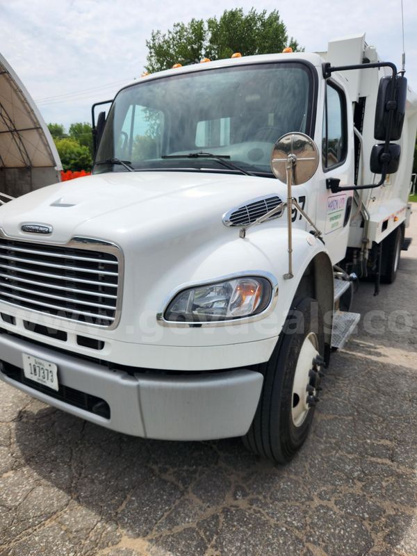2021 Freightliner M2 106 Medium Duty Garbage Truck