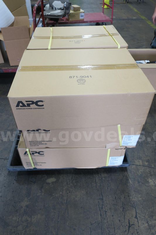 LOT OF (6) APC UPS ACCESSORY MODEL: SRT5KRMTF- NEW IN BOX!