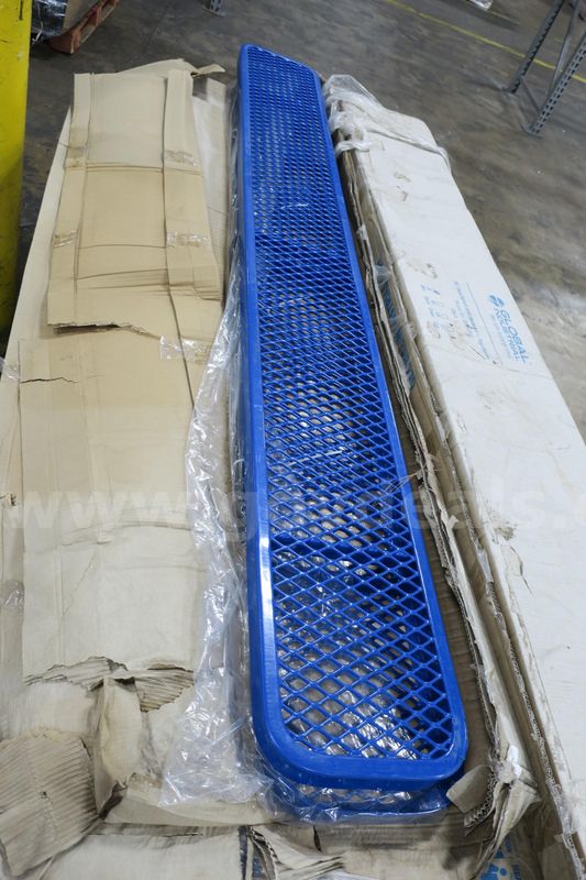 LOT OF (20) GLOBAL INDUSTRIES 96IN STEEL BENCH W/ BACKREST/ TOP PLANKS MODEL: 277CP11- NEW IN BOX!