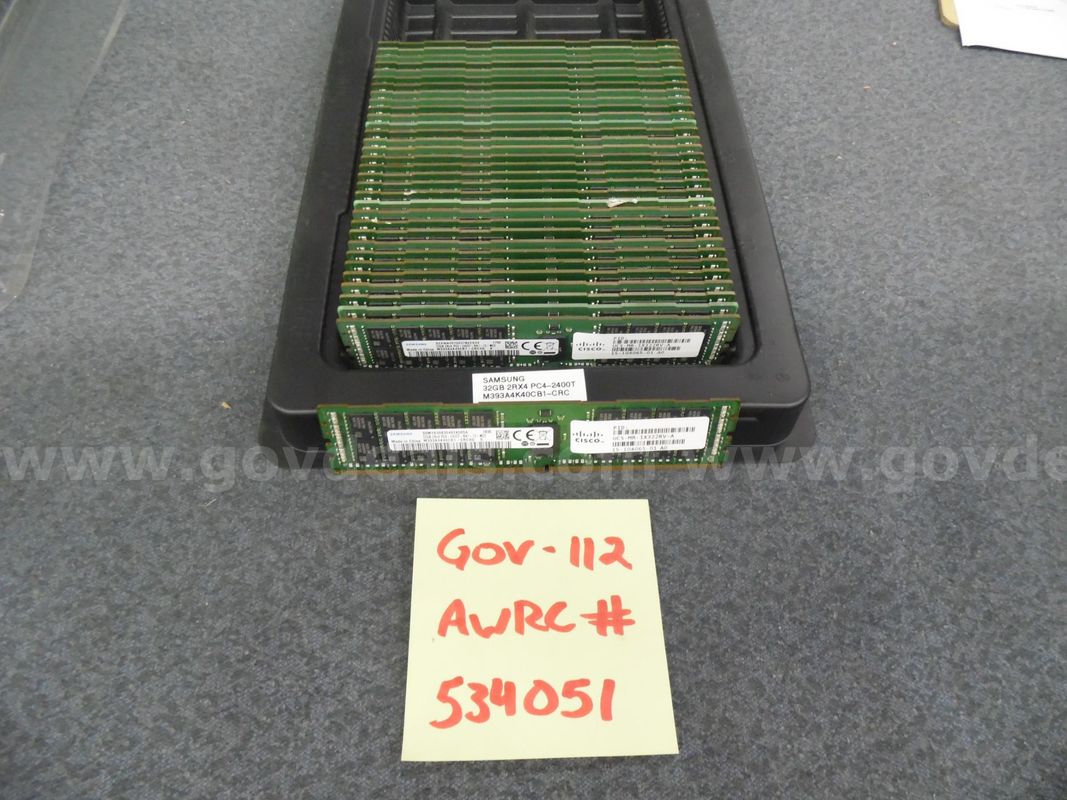 SERVER MEMORY: (33) 32 GB 2RX4 PC4 2400T