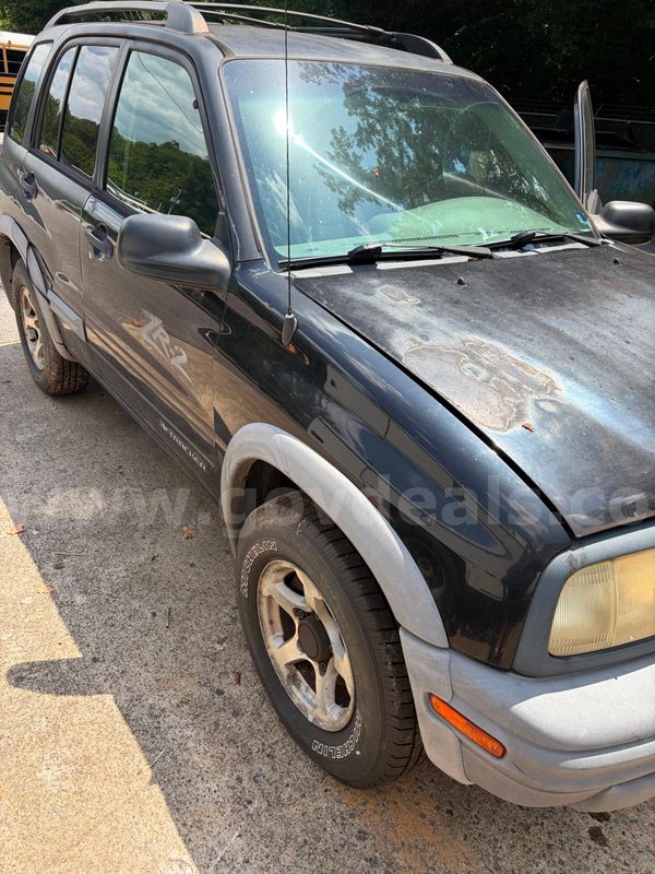 2003 Chevrolet Tracker