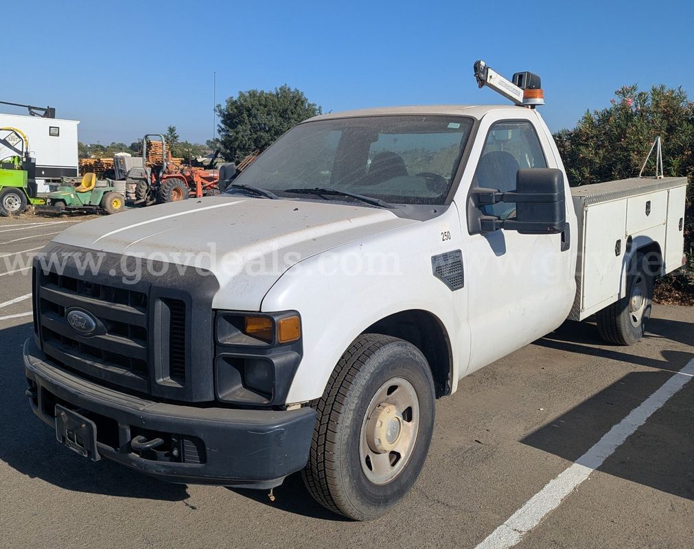 2009 Ford F-250 SD XL 2WD