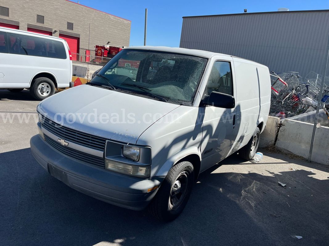 2001 Chevrolet Astro
