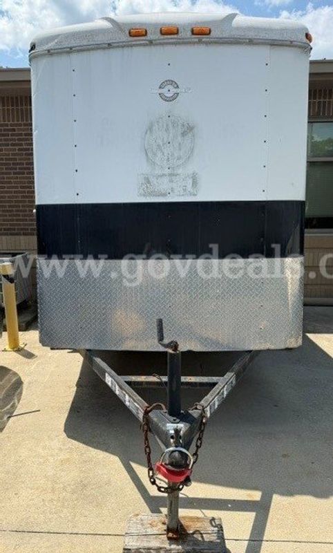 Carry-On Corporation enclosed trailer, 6ft x 10 ft, in great condition