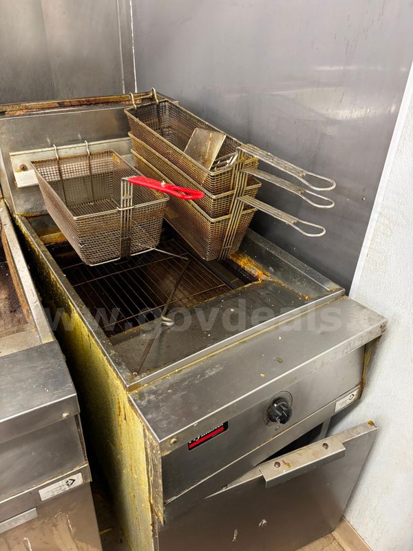 Frymaster 2-basket deep fryer