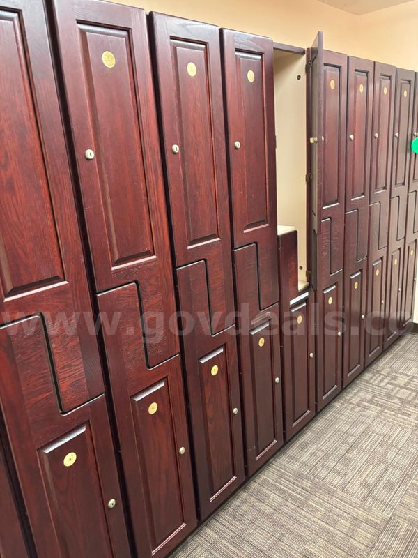Wooden lockers and bench, most keys missing