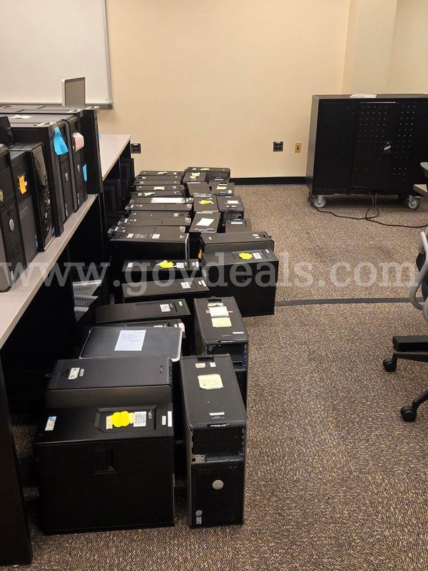 Dell Computers (Lot of 32)