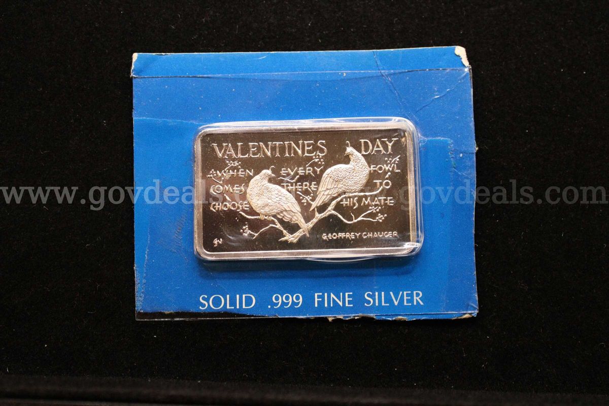 2- Simon Bolivar 1783-1830 .925 20 Balboas 1- .999 Fine Silver Valentines Day Bullion