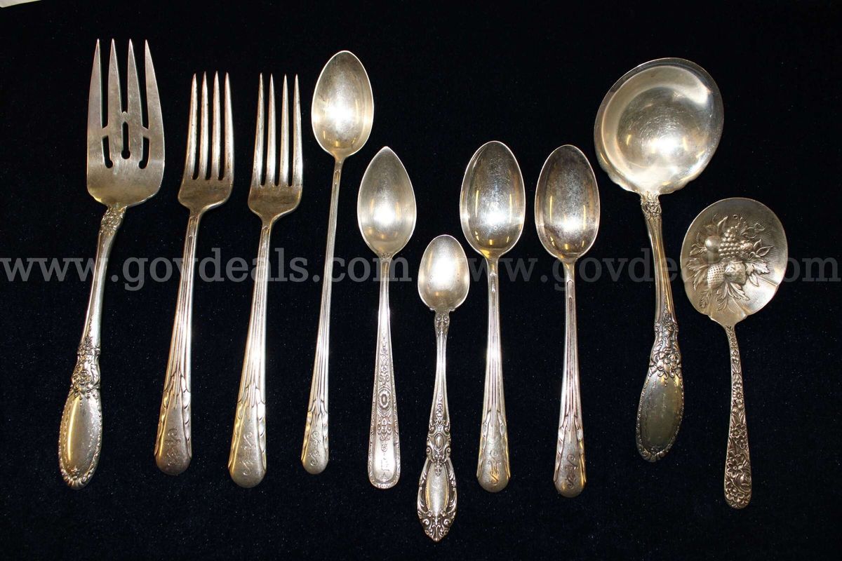 Patterned Silverware Collection