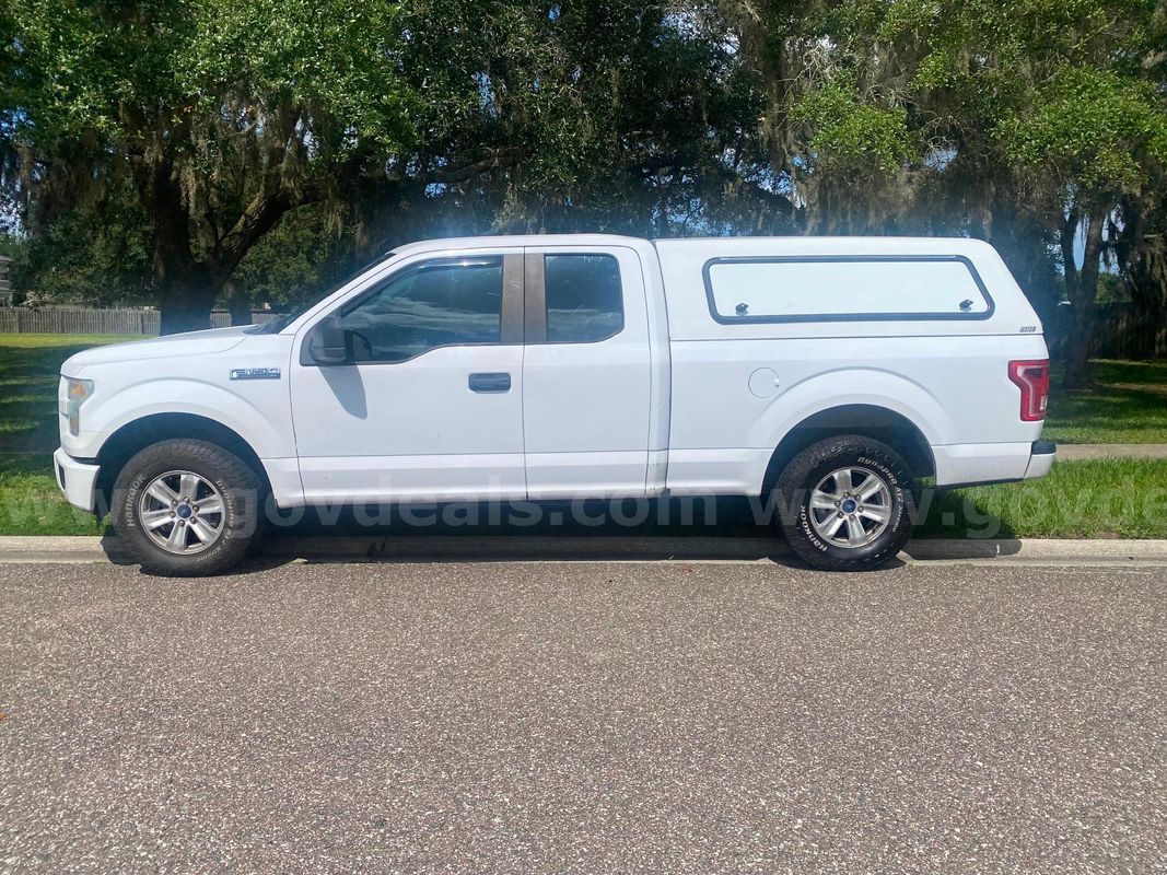 2015 Ford F-150 XL SuperCab 6.5-ft. Bed 4WD