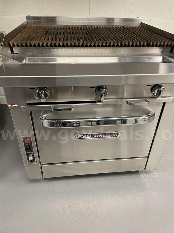 Southbend P36A-CCC Platinum 36-inch Heavy Duty Gas Charbroiler Range