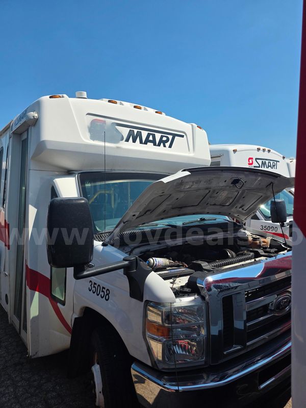 2015 Ford Econoline