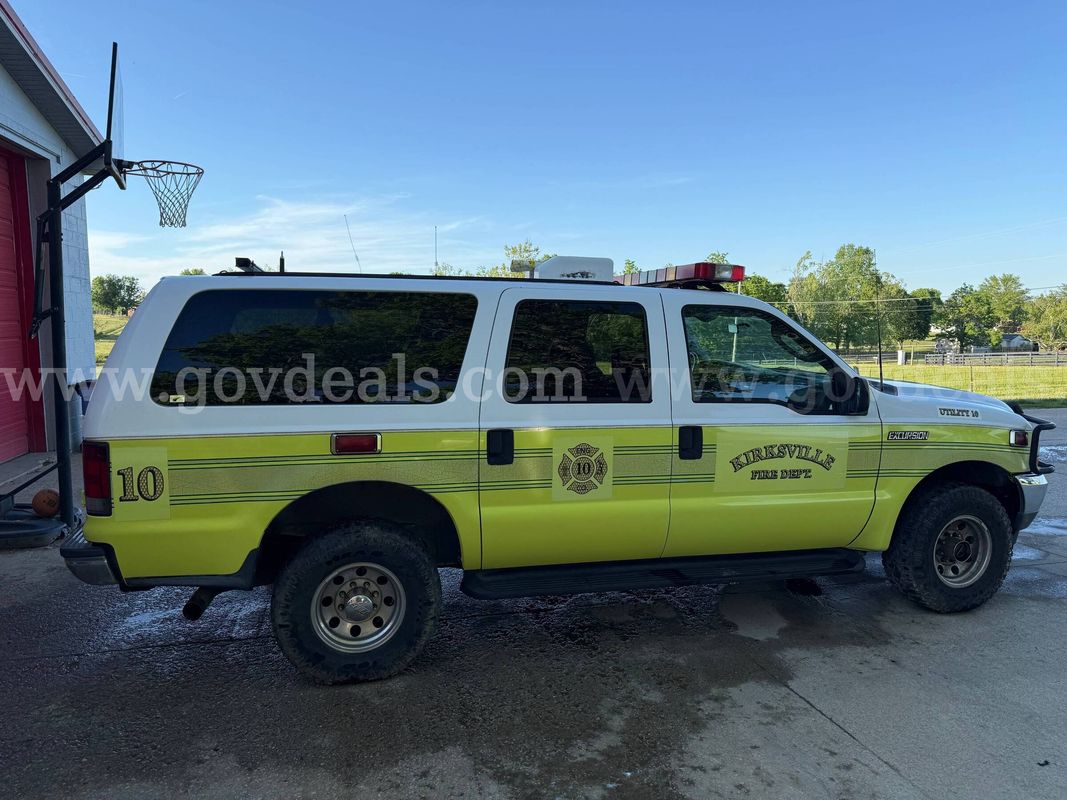 2003 Ford Excursion XLT 6.0L 4WD