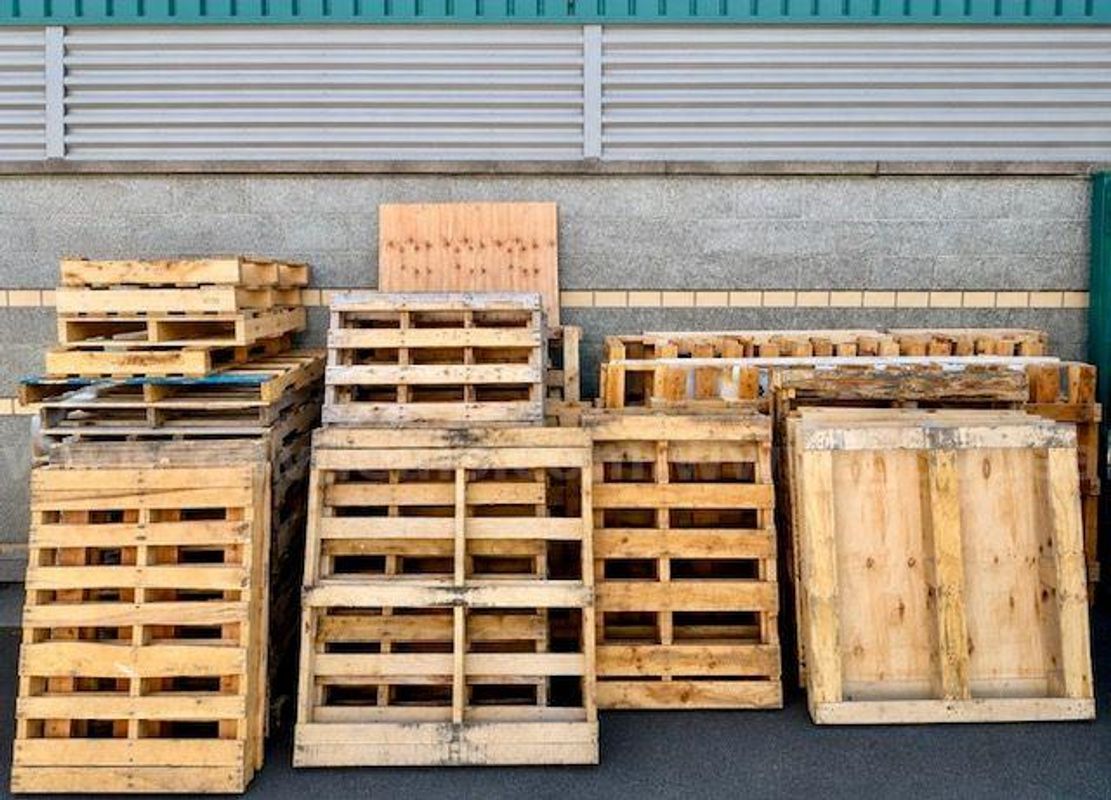 Wood Pallets - You pick 10 pallets