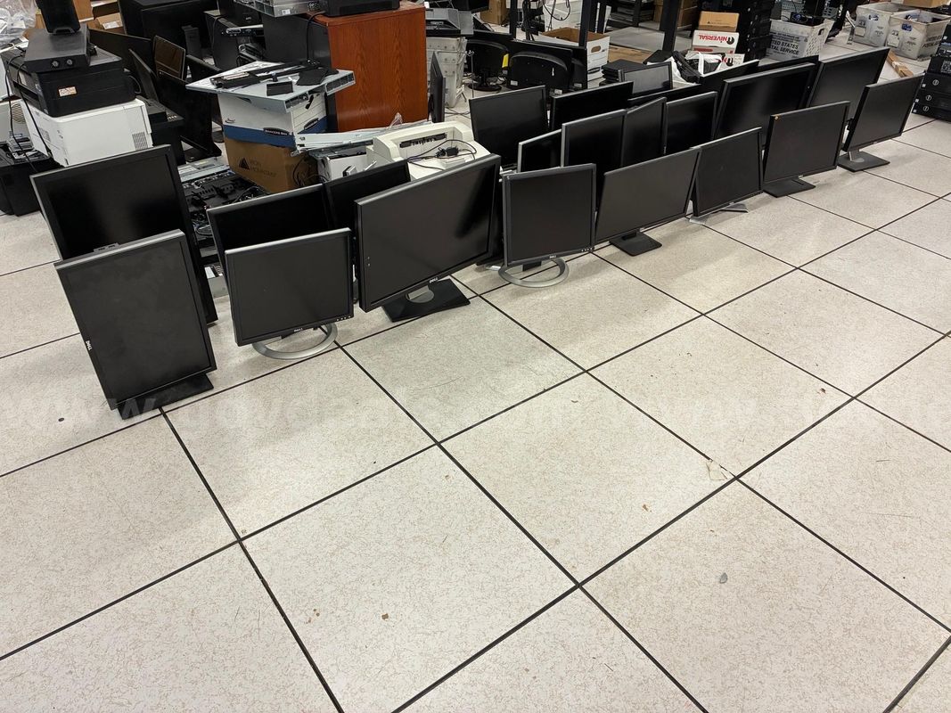 A Lot of 20+ Dell Monitors
